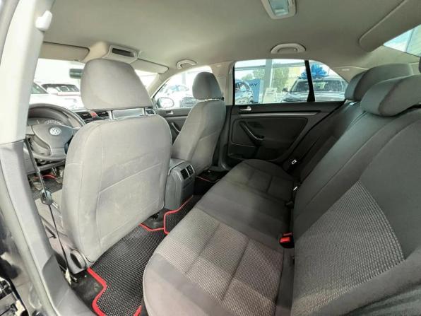 Volkswagen Jetta V с пробегом 2009 года, цена 295 000 рублей, 473663 км, седан, Автокод Объявления