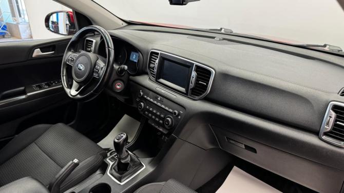 Kia Sportage IV с пробегом 2018 года, цена 1 650 000 рублей, 209225 км, внедорожник, Автокод Объявления