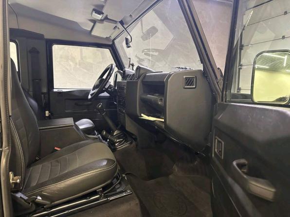 Land Rover Defender I Рестайлинг с пробегом 2007 года, цена 1 899 000 рублей, 97952 км, внедорожник, Автокод Объявления