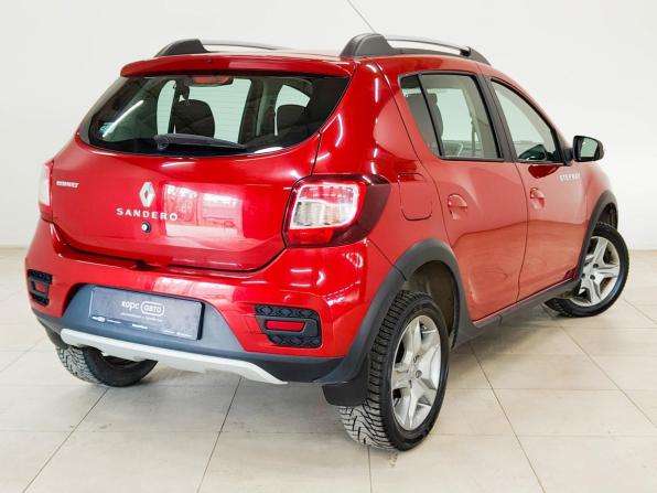 Renault Sandero II Рестайлинг с пробегом 2018 года, цена 1 067 300 рублей, 87225 км, хэтчбек, Автокод Объявления