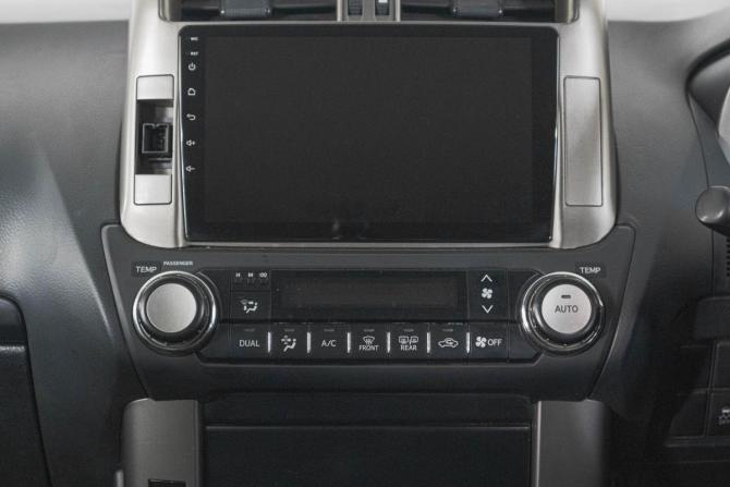 Toyota Land Cruiser Prado 150 Series с пробегом 2010 года, цена 3 179 000 рублей, 135000 км, внедорожник, Автокод Объявления