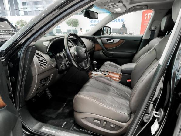Infiniti QX70 с пробегом 2014 года, цена 2 250 000 рублей, 219432 км, внедорожник, Автокод Объявления