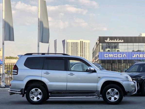 Toyota Land Cruiser Prado 120 Series Рестайлинг с пробегом 2007 года, цена 1 733 000 рублей, 376424 км, внедорожник, Автокод Объявления