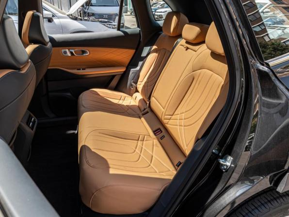 Geely Galaxy Starship 7 с пробегом 2026 года, цена 3 540 000 рублей, 18 км, внедорожник, Автокод Объявления