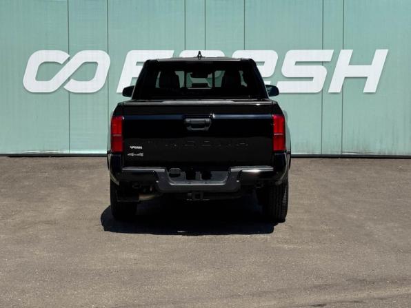 Toyota Tacoma IV с пробегом 2024 года, цена 6 499 000 рублей, 5108 км, offers.body_type.unknown, Автокод Объявления