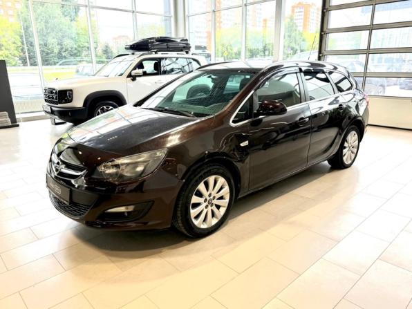 Opel Astra J Рестайлинг с пробегом 2014 года, цена 878 000 рублей, 143960 км, универсал, Автокод Объявления