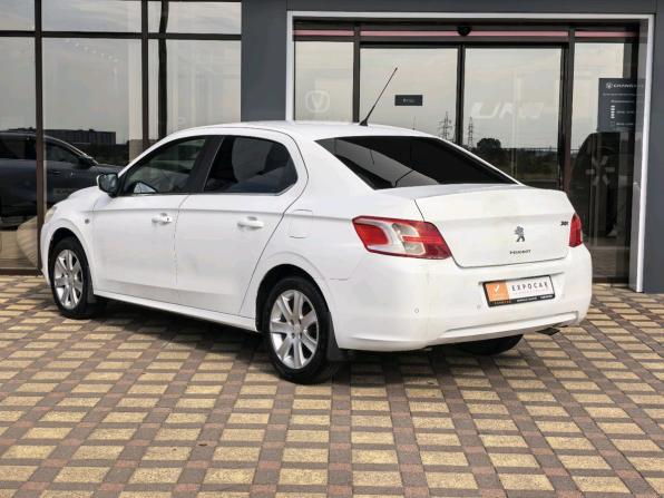 Peugeot 301 I с пробегом 2013 года, цена 535 000 рублей, 156000 км, седан, Автокод Объявления