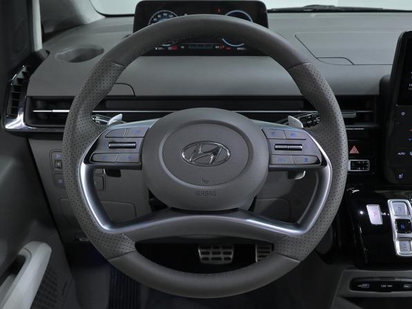 Hyundai Staria I с пробегом 2021 года, цена 4 990 000 рублей, 88000 км, минивэн, Автокод Объявления