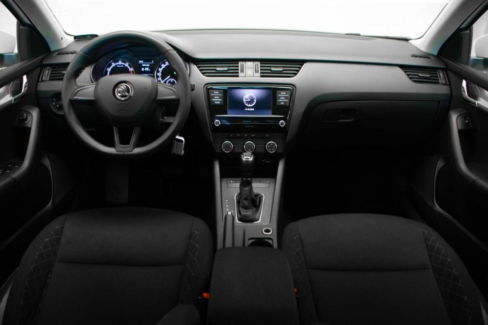 Skoda Octavia III (A7) Рестайлинг Москва  - изображение 9