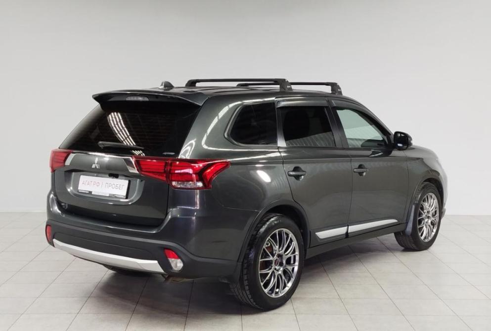 Mitsubishi Outlander III Рестайлинг 2 Саратов  - изображение 5