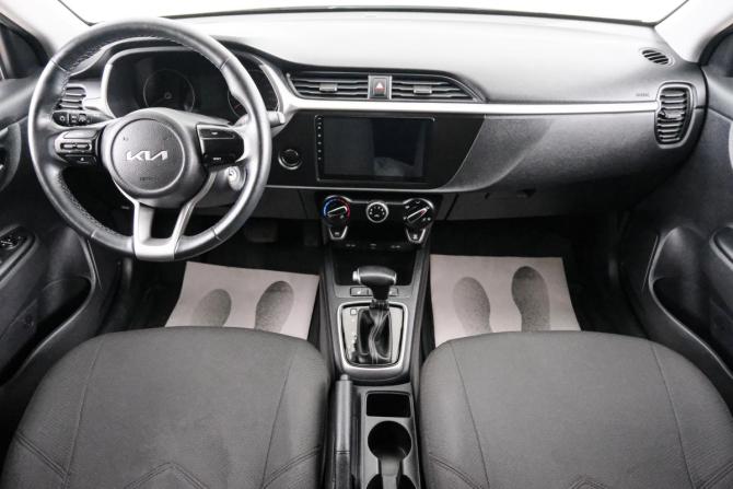 Kia Rio IV Рестайлинг с пробегом 2022 года, цена 1 799 000 рублей, 60337 км, хэтчбек, Автокод Объявления