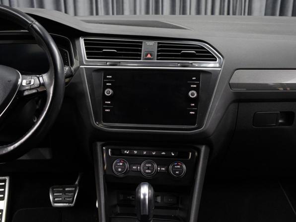 Volkswagen Tiguan II с пробегом 2019 года, цена 2 198 000 рублей, 90717 км, внедорожник, Автокод Объявления
