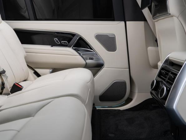 Новый Land Rover Range Rover V 2026 года, цена 25 990 000 рублей, внедорожник, Автокод Объявления