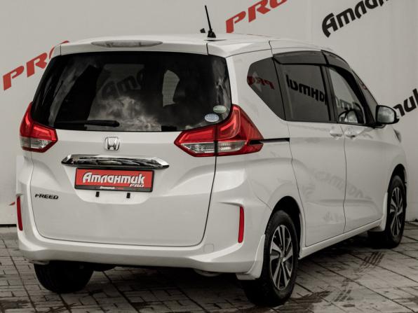 Honda Freed II с пробегом 2016 года, цена 1 450 000 рублей, 161326 км, компактвэн, Автокод Объявления