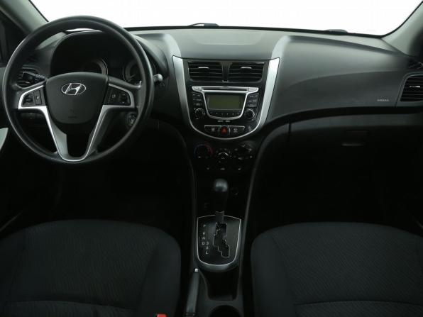 Hyundai Solaris I с пробегом 2011 года, цена 623 000 рублей, 206900 км, седан, Автокод Объявления