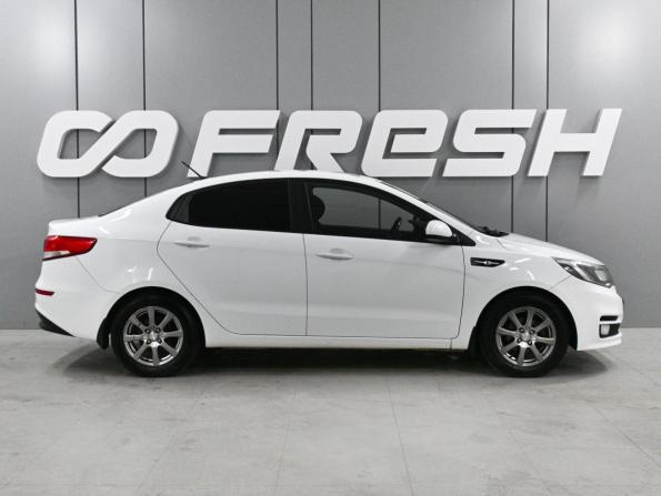 Kia Rio III Рестайлинг с пробегом 2016 года, цена 1 154 000 рублей, 216559 км, седан, Автокод Объявления