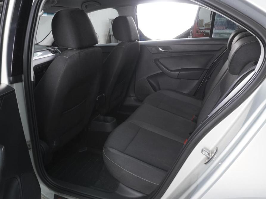 Skoda Rapid I Ростов-на-Дону  - изображение 11