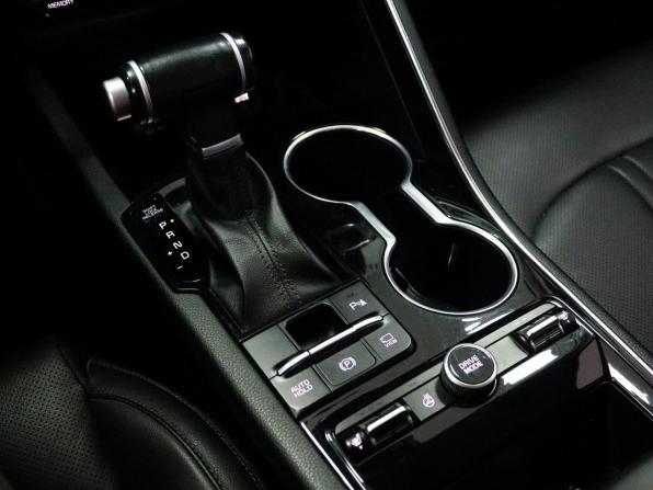 Kia K5 III с пробегом 2020 года, цена 2 379 000 рублей, 107700 км, седан, Автокод Объявления