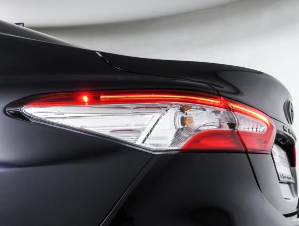 Toyota Camry VIII (XV70) Рестайлинг с пробегом 2021 года, цена 2 995 000 рублей, 58652 км, седан, Автокод Объявления