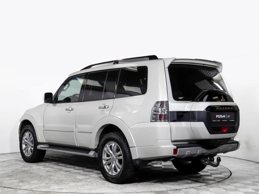 Mitsubishi Pajero IV Рестайлинг 2 Москва  - изображение 5