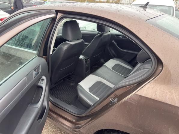 Volkswagen Jetta VI с пробегом 2012 года, цена 1 247 000 рублей, 99700 км, седан, Автокод Объявления