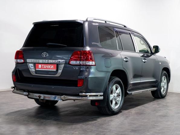 Toyota Land Cruiser 200 Series с пробегом 2011 года, цена 3 750 000 рублей, 347500 км, внедорожник, Автокод Объявления