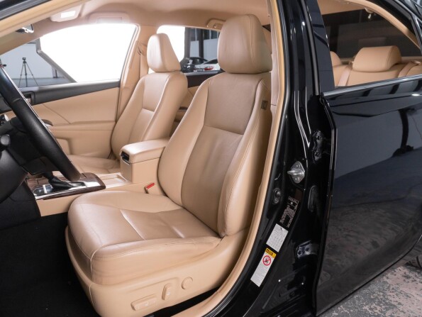 Toyota Camry VII (XV50) Рестайлинг с пробегом 2016 года, цена 2 549 000 рублей, 140746 км, седан, Автокод Объявления
