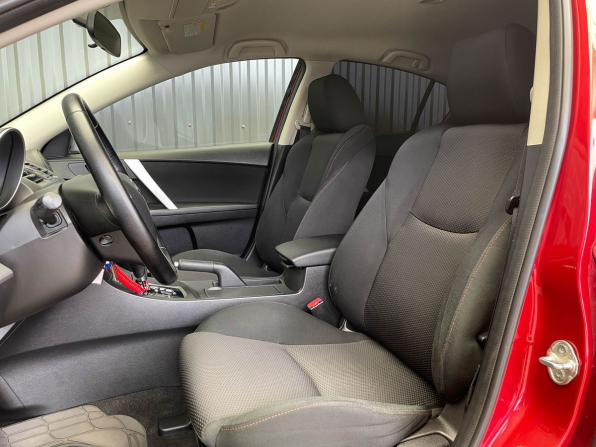 Mazda 3 II (BL) Рестайлинг с пробегом 2013 года, цена 917 000 рублей, 140464 км, седан, Автокод Объявления