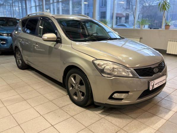 Kia Ceed I Рестайлинг с пробегом 2012 года, цена 1 249 000 рублей, 335633 км, универсал, Автокод Объявления