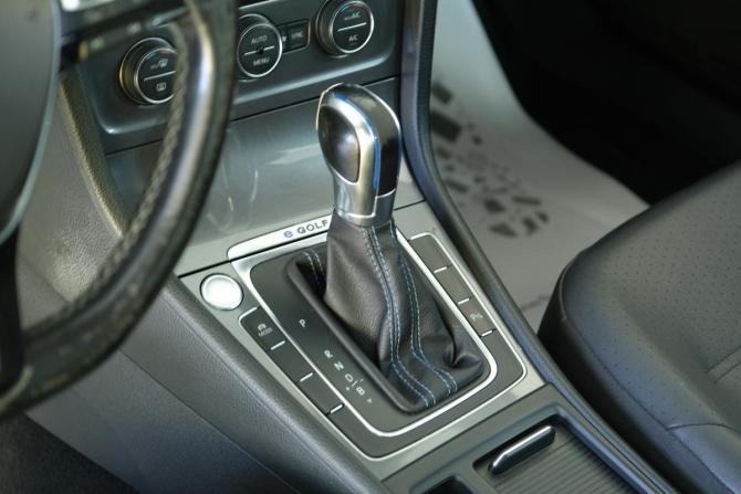 Volkswagen Golf VII с пробегом 2014 года, цена 1 279 000 рублей, 71002 км, хэтчбек, Автокод Объявления