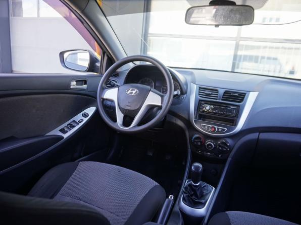 Hyundai Solaris I с пробегом 2011 года, цена 580 000 рублей, 246980 км, седан, Автокод Объявления