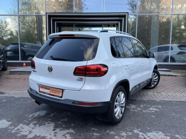 Volkswagen Tiguan I Рестайлинг с пробегом 2016 года, цена 1 359 000 рублей, 155014 км, внедорожник, Автокод Объявления