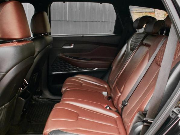 Hyundai Santa Fe IV с пробегом 2019 года, цена 2 995 000 рублей, 151308 км, внедорожник, Автокод Объявления