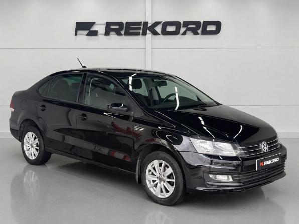 Volkswagen Polo V Рестайлинг с пробегом 2018 года, цена 1 329 000 рублей, 112000 км, седан, Автокод Объявления