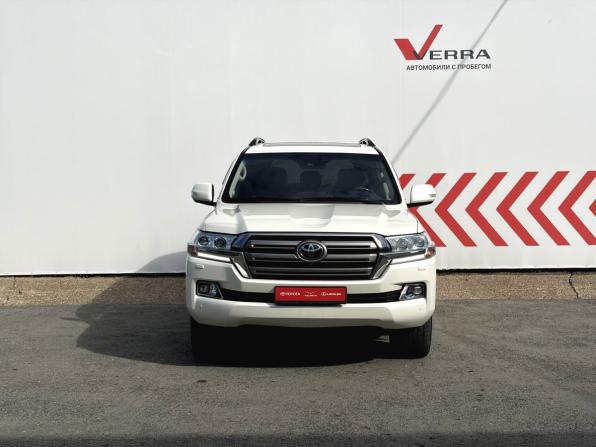 Toyota Land Cruiser 200 Series Рестайлинг 2 с пробегом 2018 года, цена 6 400 000 рублей, 242022 км, внедорожник, Автокод Объявления