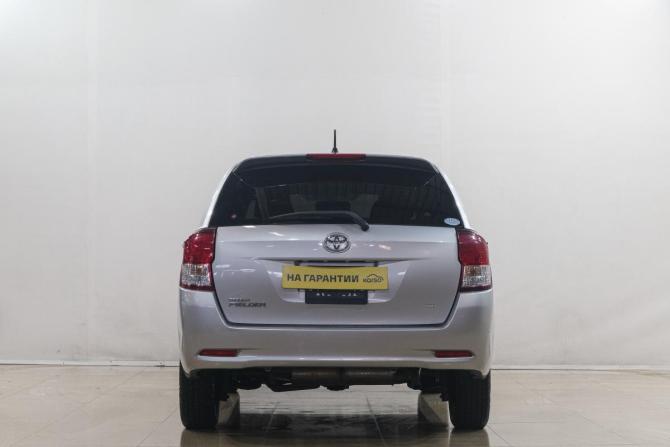 Toyota Corolla XI (E160 E170 E180) с пробегом 2013 года, цена 1 269 000 рублей, 75000 км, универсал, Автокод Объявления