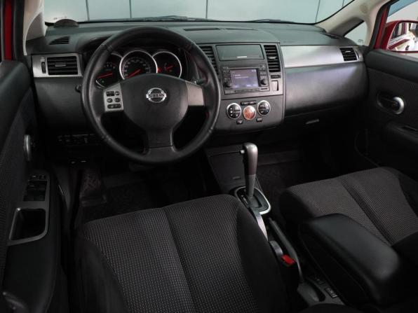 Nissan Tiida I Рестайлинг с пробегом 2011 года, цена 699 000 рублей, 262491 км, седан, Автокод Объявления