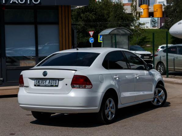 Volkswagen Polo V с пробегом 2011 года, цена 570 000 рублей, 252804 км, седан, Автокод Объявления