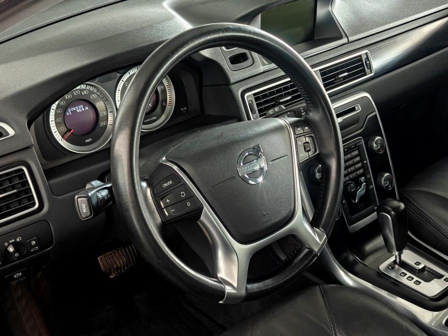 Volvo XC70 II Москва  - изображение 12