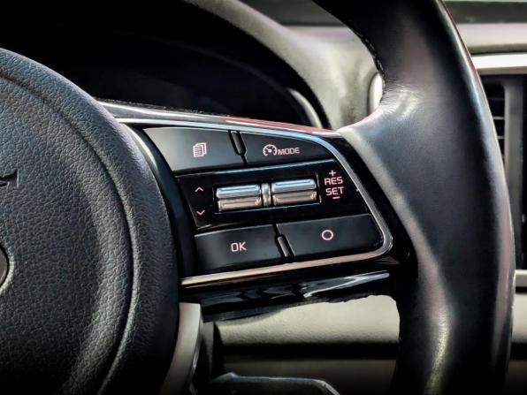 Kia Sportage IV Рестайлинг с пробегом 2021 года, цена 2 475 000 рублей, 68887 км, внедорожник, Автокод Объявления