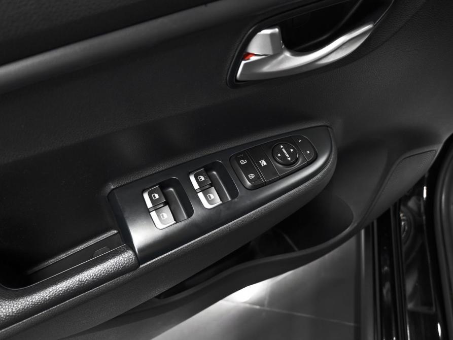 Kia Rio IV Тверь  - изображение 17