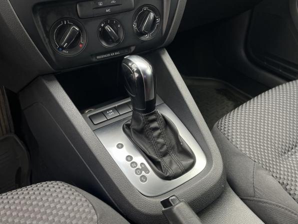 Volkswagen Jetta VI с пробегом 2013 года, цена 849 000 рублей, 224432 км, седан, Автокод Объявления