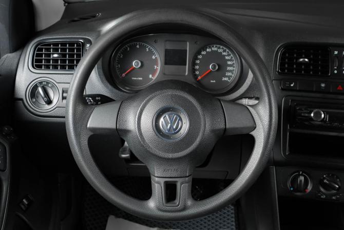 Volkswagen Polo V с пробегом 2011 года, цена 799 000 рублей, 182292 км, седан, Автокод Объявления
