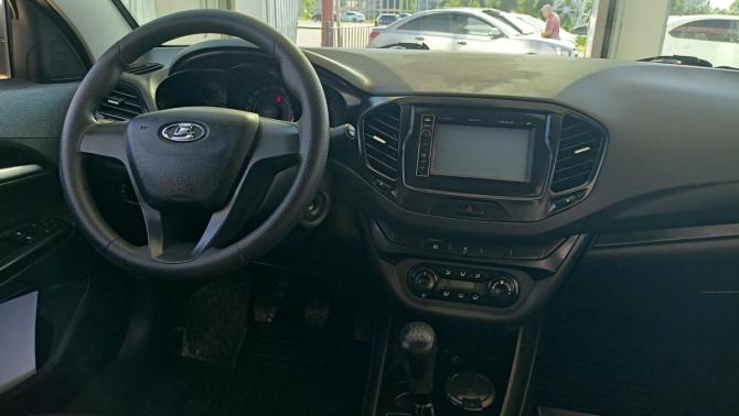 Lada (ВАЗ) Vesta I с пробегом 2018 года, цена 639 000 рублей, 145000 км, седан, Автокод Объявления