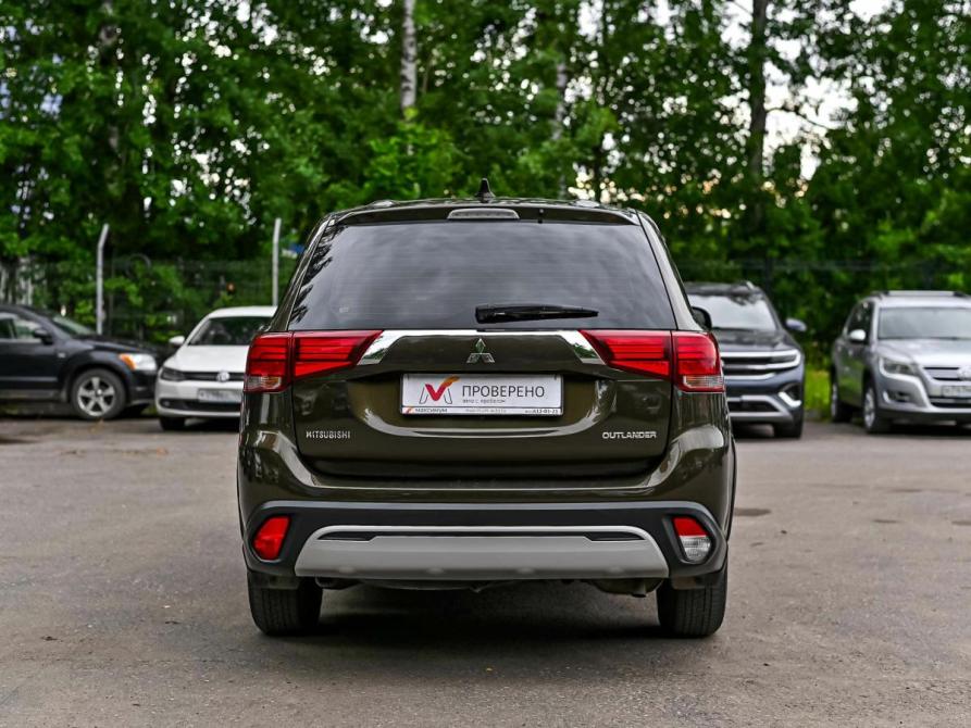 Mitsubishi Outlander III Рестайлинг 3 Санкт-Петербург  - изображение 4