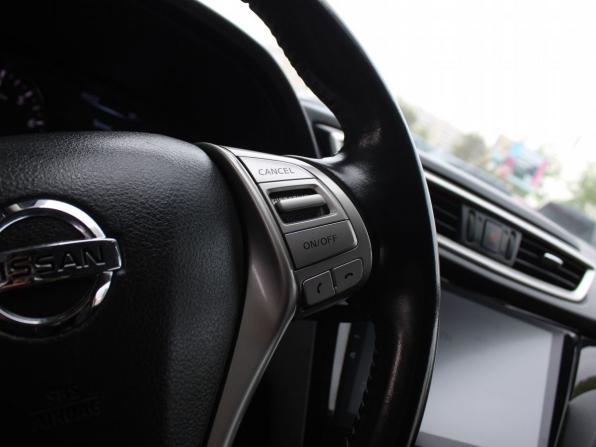 Nissan Qashqai II с пробегом 2018 года, цена 1 339 000 рублей, 132250 км, внедорожник, Автокод Объявления