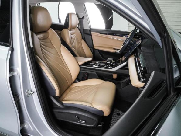 Geely Atlas II с пробегом 2022 года, цена 2 549 000 рублей, 64907 км, внедорожник, Автокод Объявления