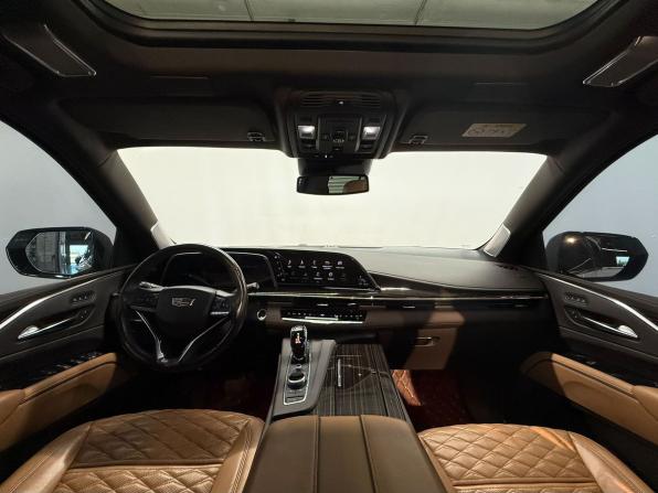 Cadillac Escalade V с пробегом 2021 года, цена 10 100 000 рублей, 55105 км, внедорожник, Автокод Объявления