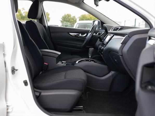 Nissan Qashqai II с пробегом 2018 года, цена 1 740 000 рублей, 165134 км, внедорожник, Автокод Объявления