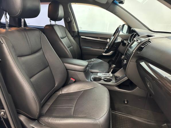 Kia Sorento II с пробегом 2011 года, цена 1 130 000 рублей, 287060 км, внедорожник, Автокод Объявления